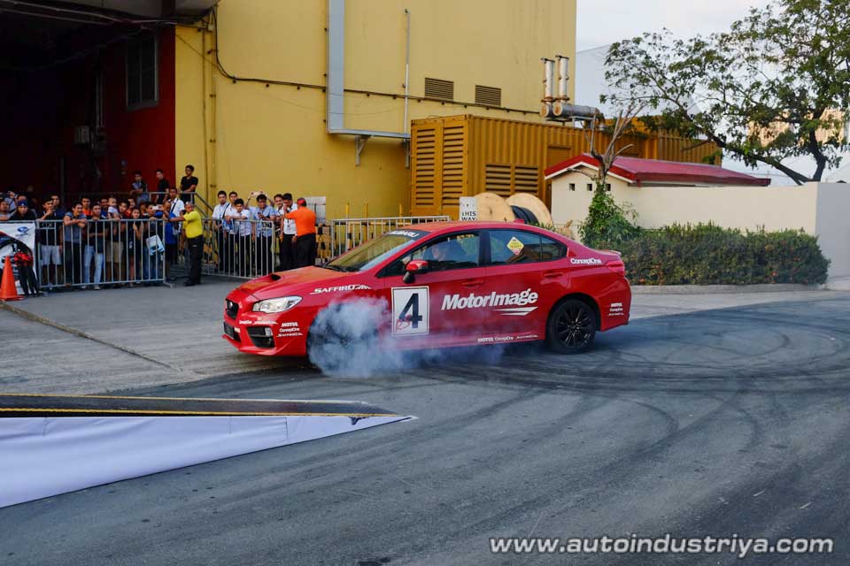 Russ Swift stunt show