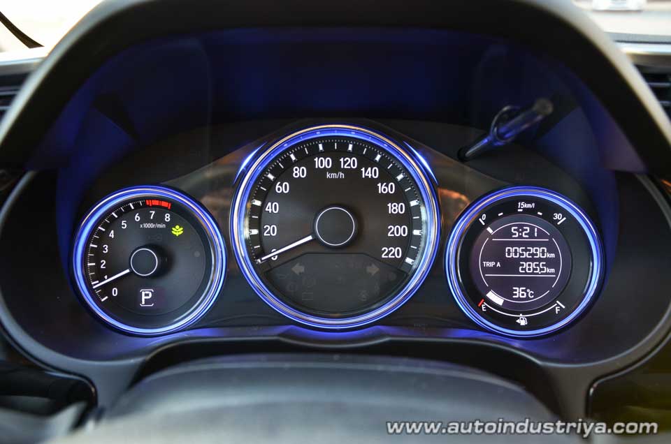 Honda City instrument cluster