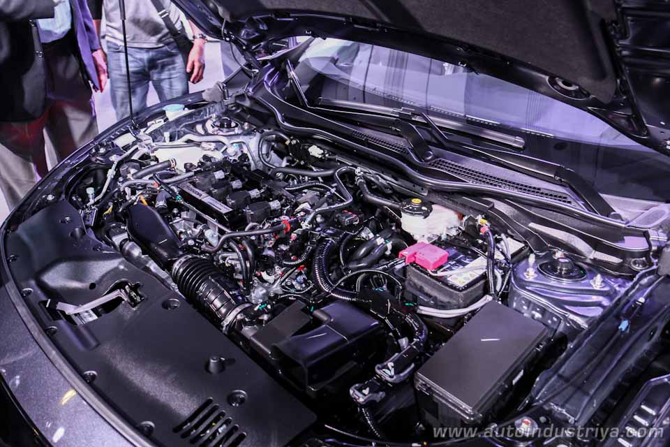 2016 Honda Civic rear quarter