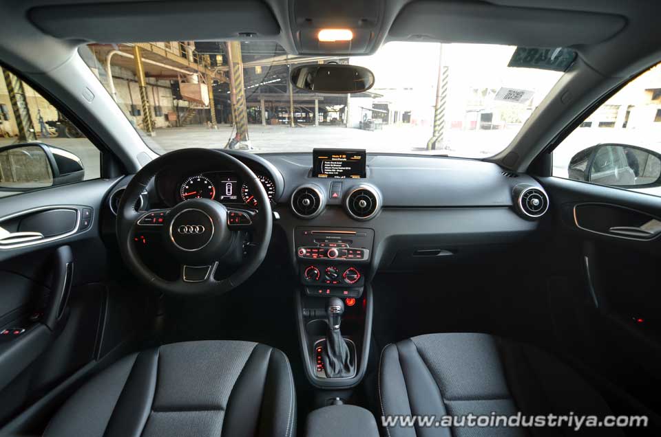 2016 Audi A1 cabin