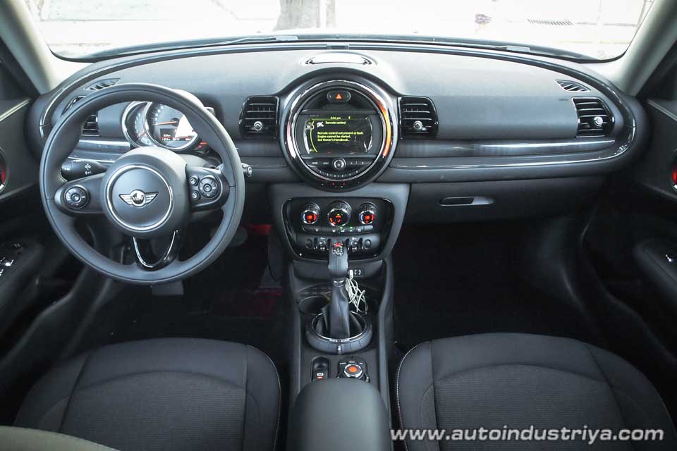 2016 Mini Clubman cabin