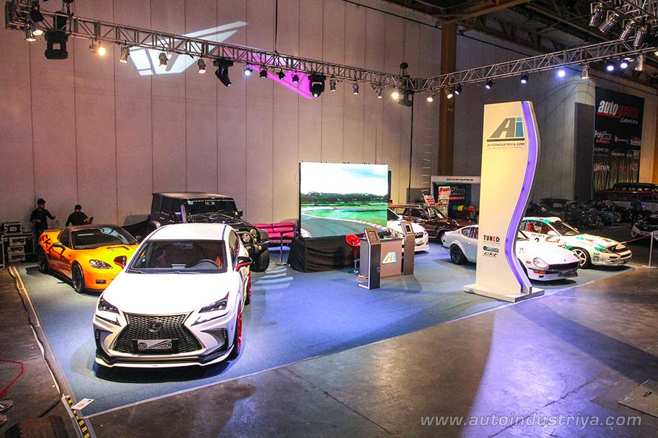 AutoIndustriya.com at Trans Sport Show