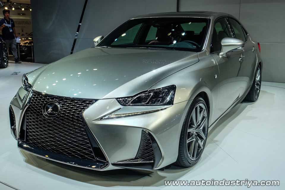 2017 Lexus IS