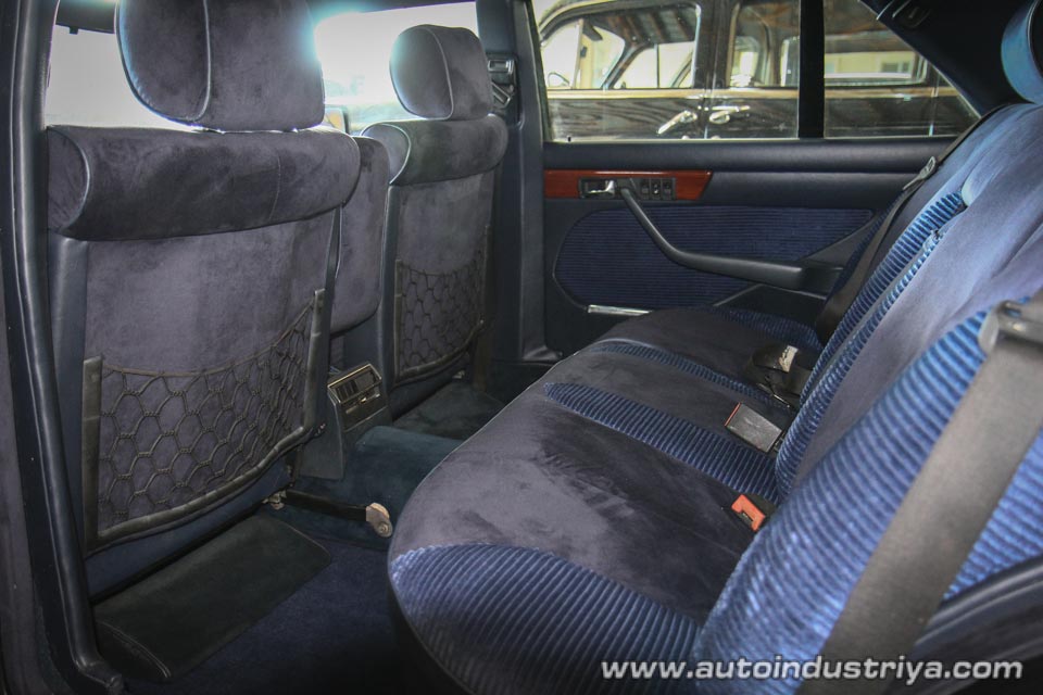 500 SEL interior