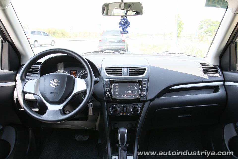 Inside the 2016 Suzuki Swift 1.2