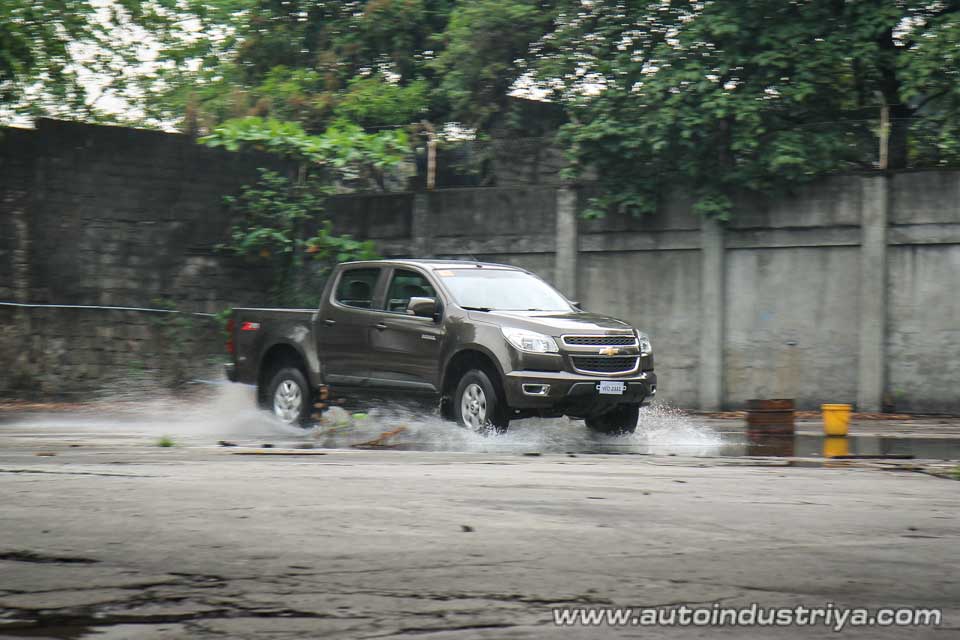 2016 Chevrolet Colorado LT A/T wading through puddle