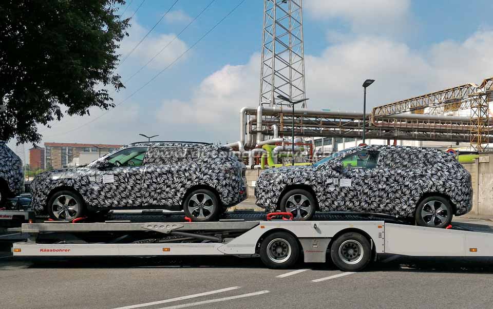 Jeep crossover on trailer