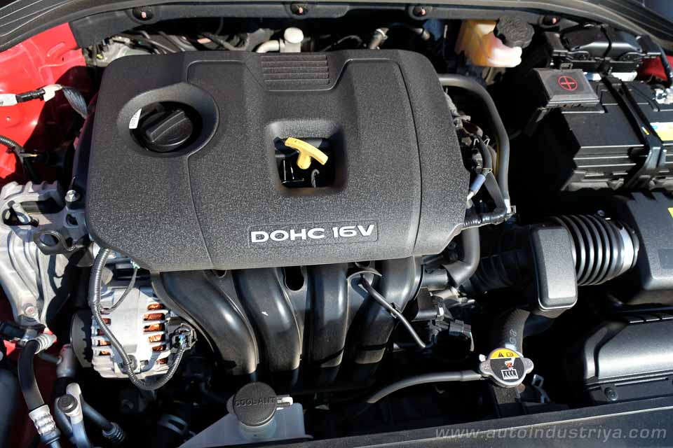Hyundai Elantra 2.0-liter Nu engine