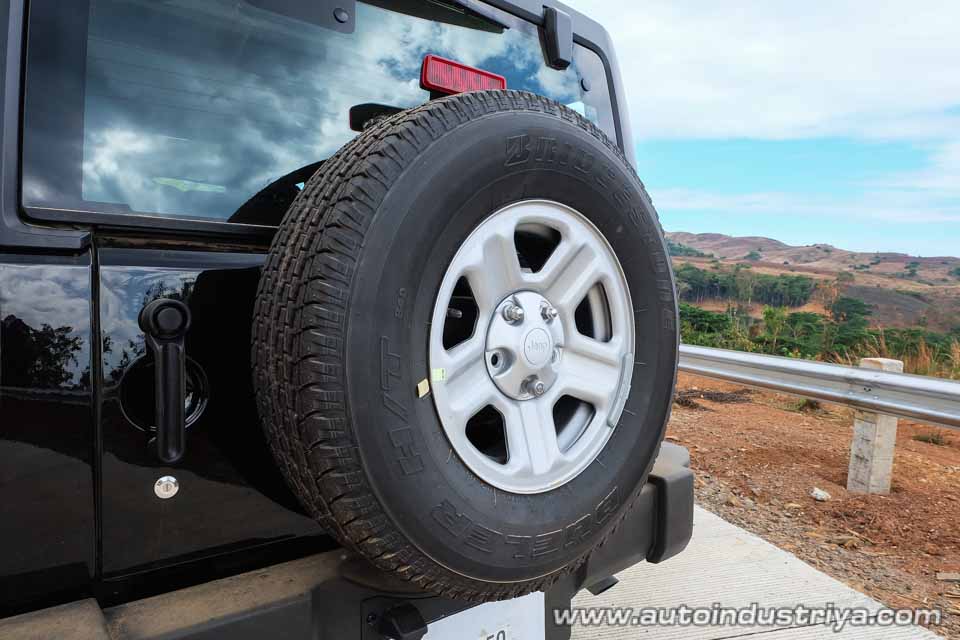 Jeep Wrangler spare tire