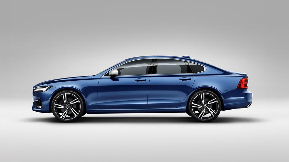 Side profile of the Volvo S90