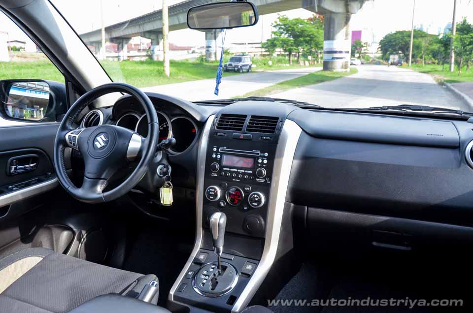 Aboard the 2015 Suzuki Grand Vitara SE