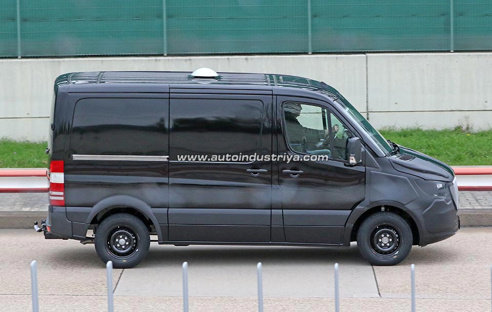 Side profile of the 2018 Mercedes-Benz Sprinter test mule