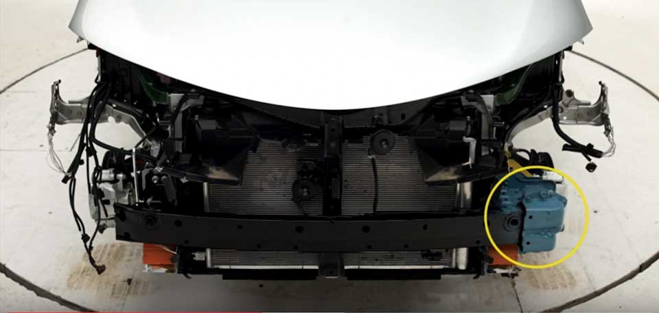 lack of structural reinforcement on the passenger side