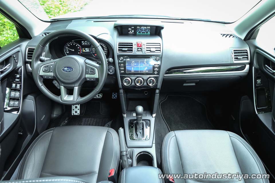 2016 Subaru Forester dash