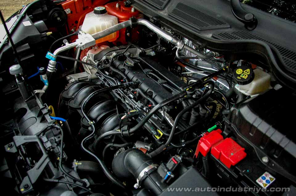 2016 Ford EcoSport Black Edition 2016 Ford EcoSport Black Edition