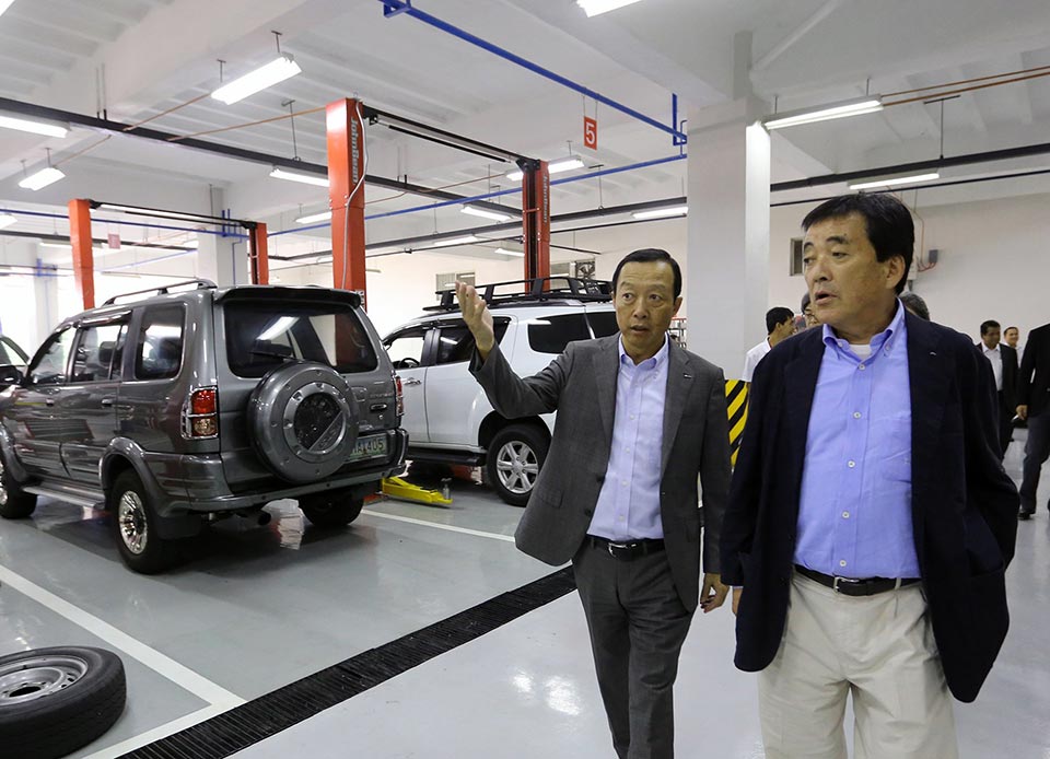 Hajime Koso inside the service center