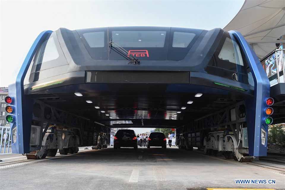 China Transit Elevated Bus trial run