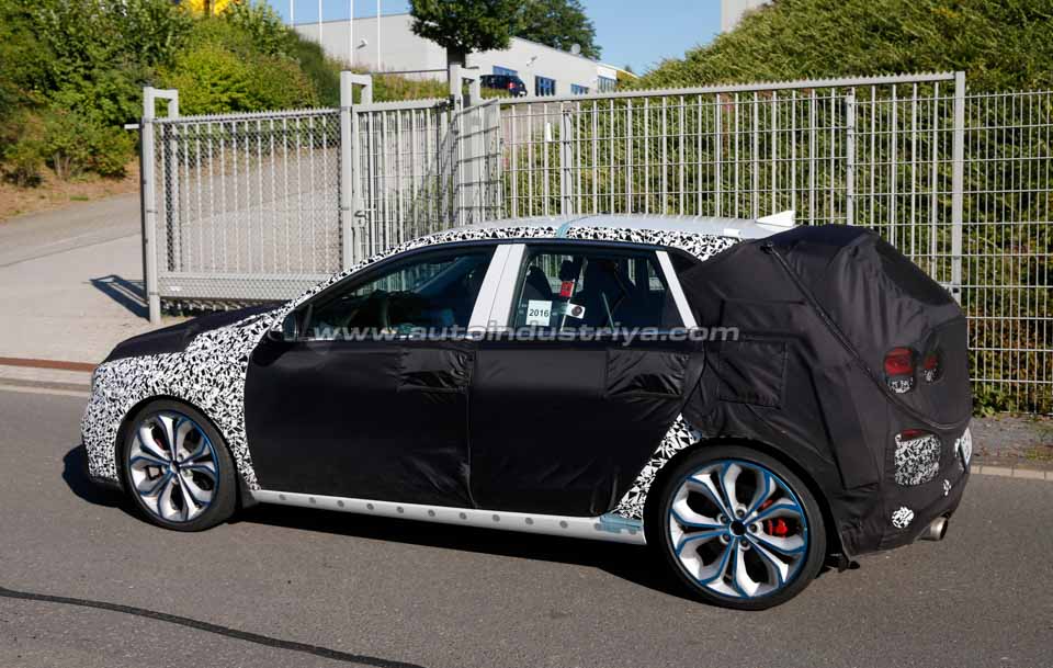 Side profile of the 2017 Hyundai i30N