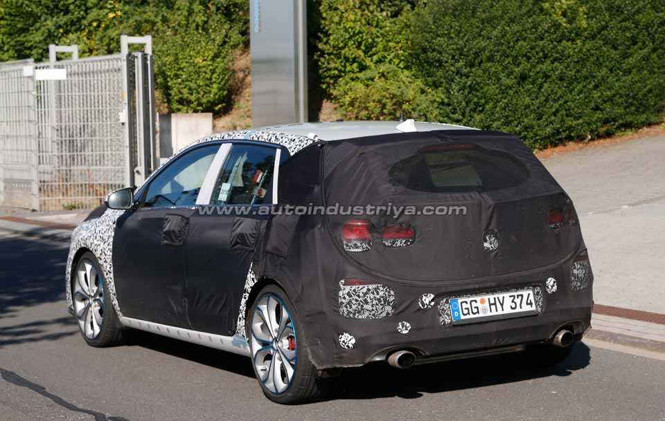 The rear quarter of the 2017 Hyundai i30N