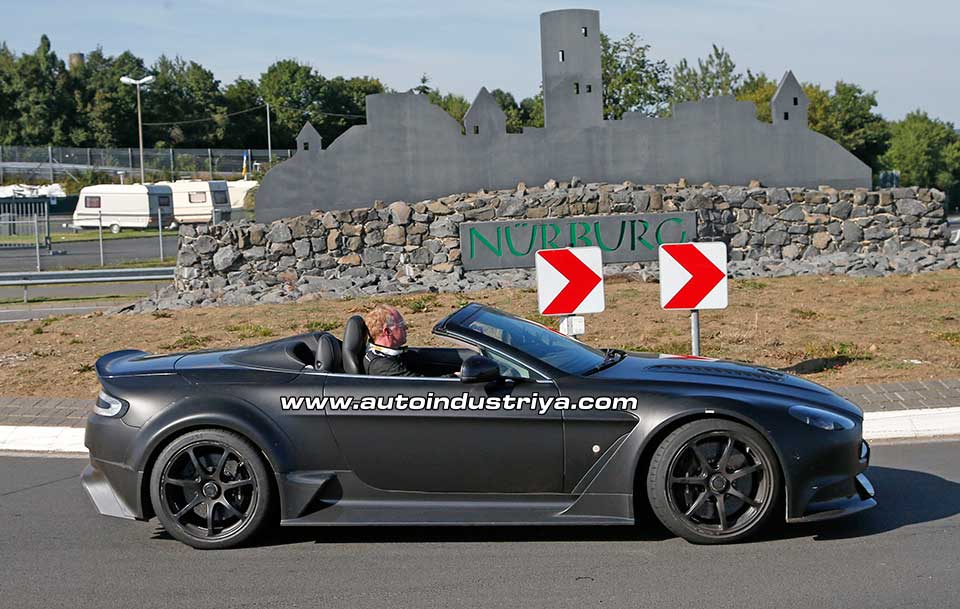 Side profile of the one-off Aston Martin cabrio