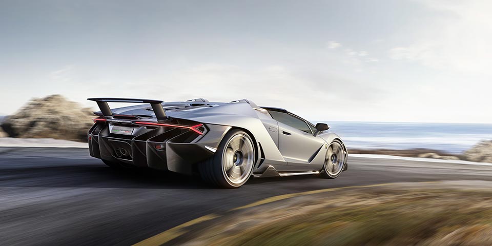 The distinct rear end of the 2016 Lamborghini Centenario Roadster
