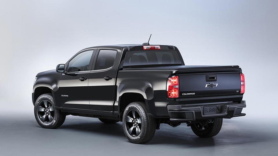 2017 Chevrolet Colorado with the all-new V6 and 8-speed auto