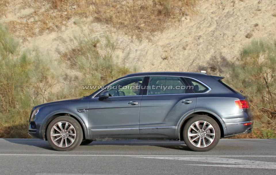 The side profile of the TDI-powered Bentley Bentayga