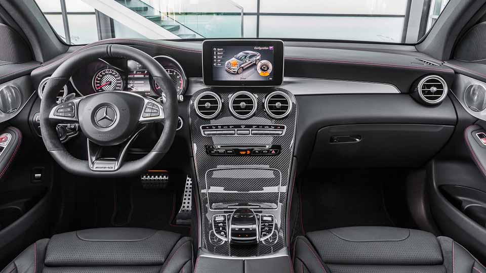 Mercedes-AMG GLA43 Coupe interior