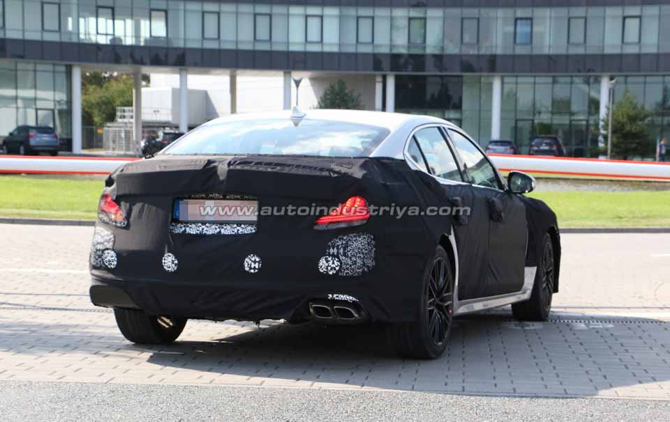 Genesis G70 rear