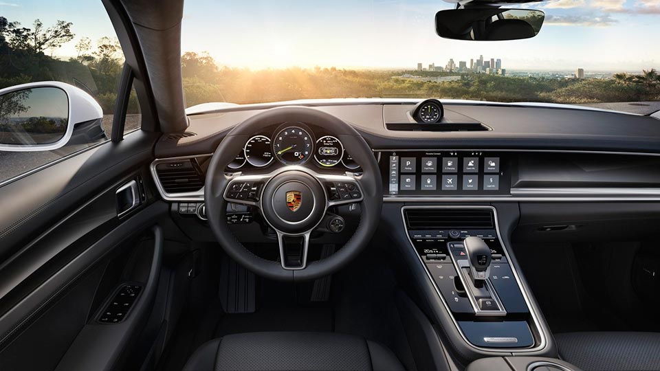 Inside the 2017 Porsche Panamera 4 E-Hybrid