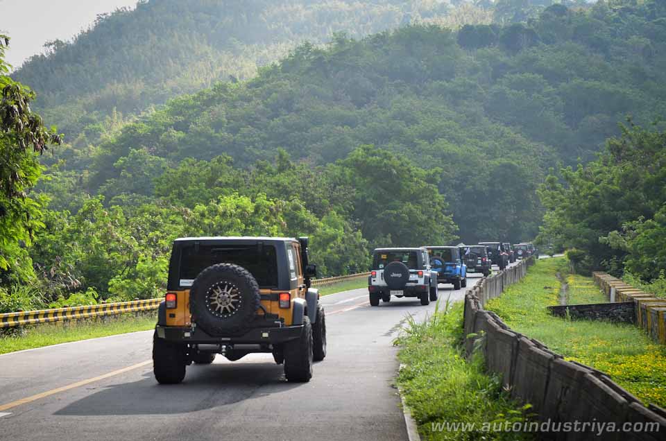 Jeep Club Philippines on the way to Jungle Base