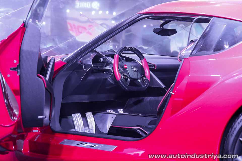 Toyota FT-1 interior