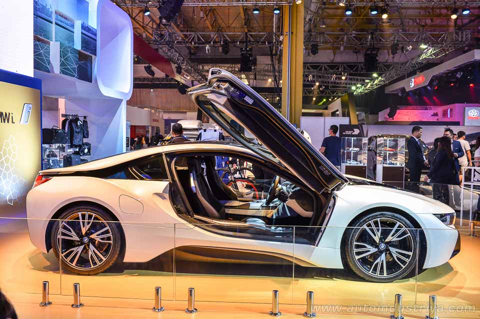 BMW i8
