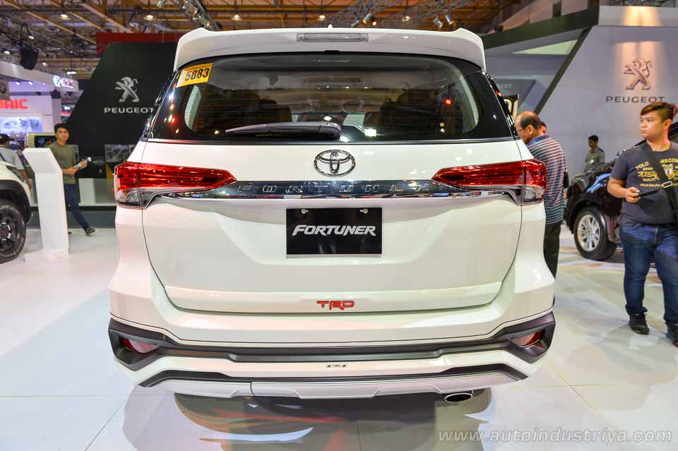 2016 Toyota Fortuner TRD rear