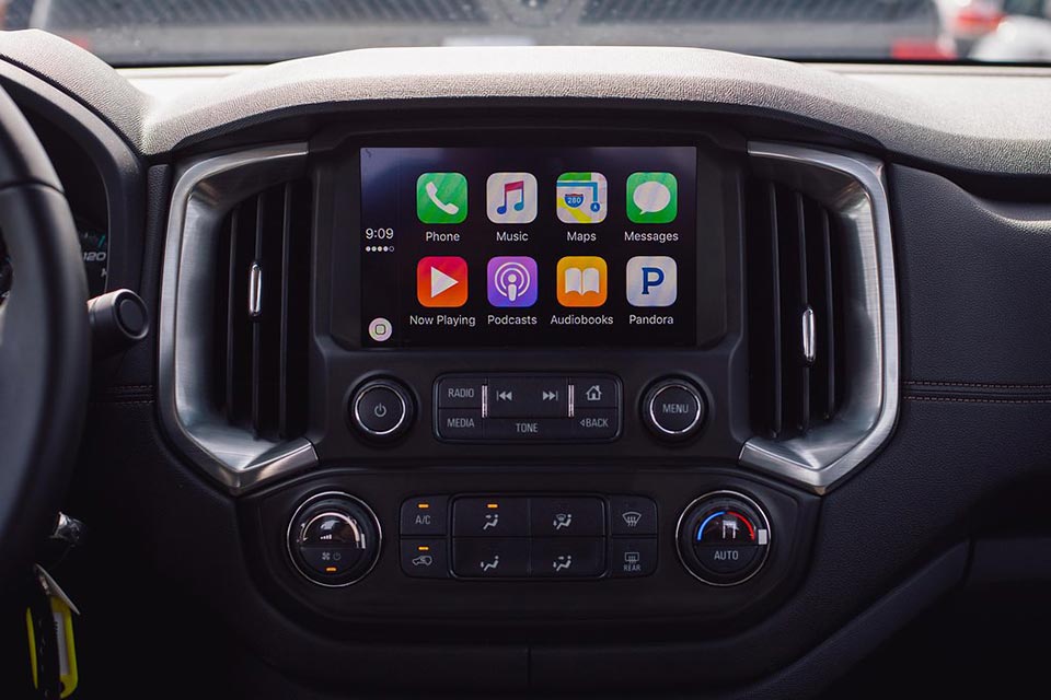 The new Chevy MyLink2 with Android Auto and Apple CarPlay
