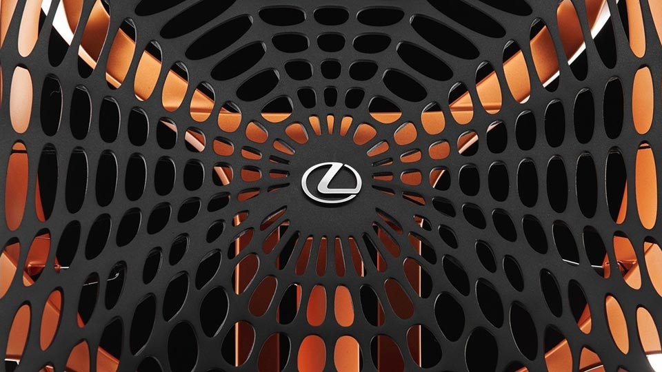 The spider web-inspired seating