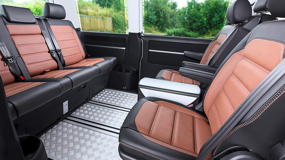 Inside the Multivan Panamericana