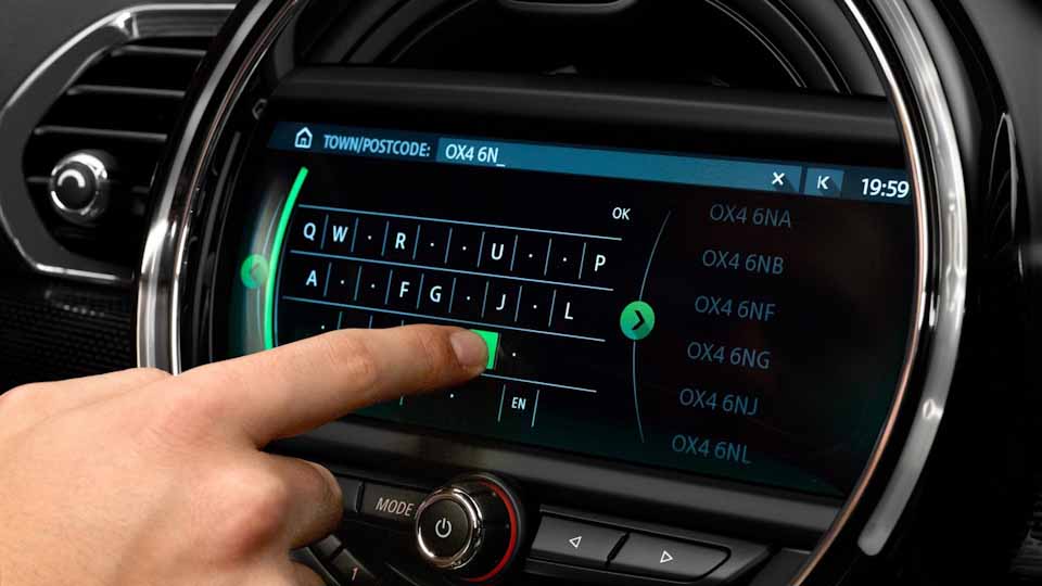 Mini Cooper Clubman infotainment
