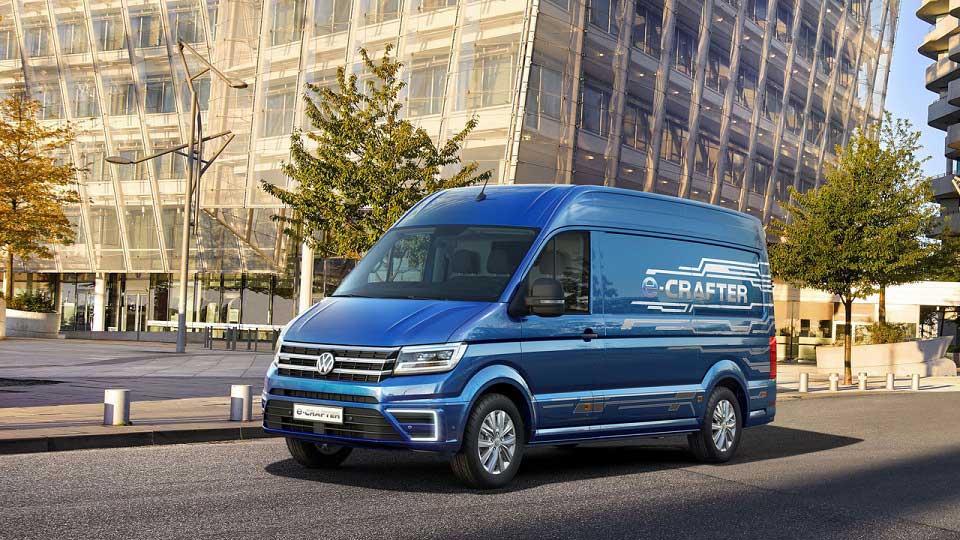 Beauty shot of the VW e-Crafter