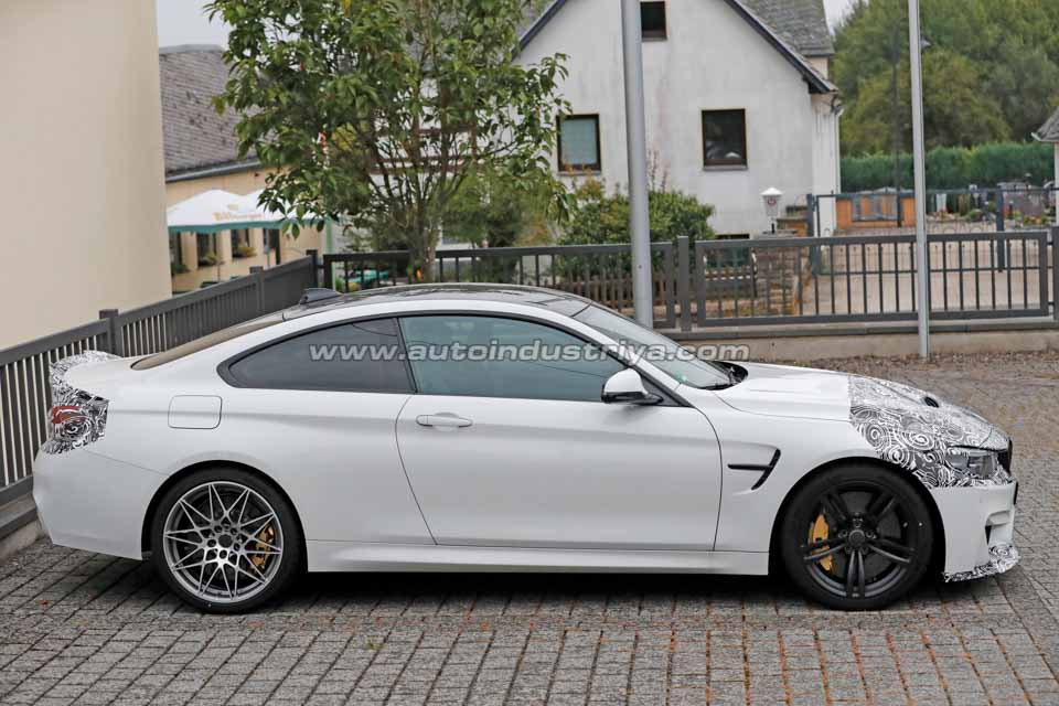 BMW M4 CS spied side