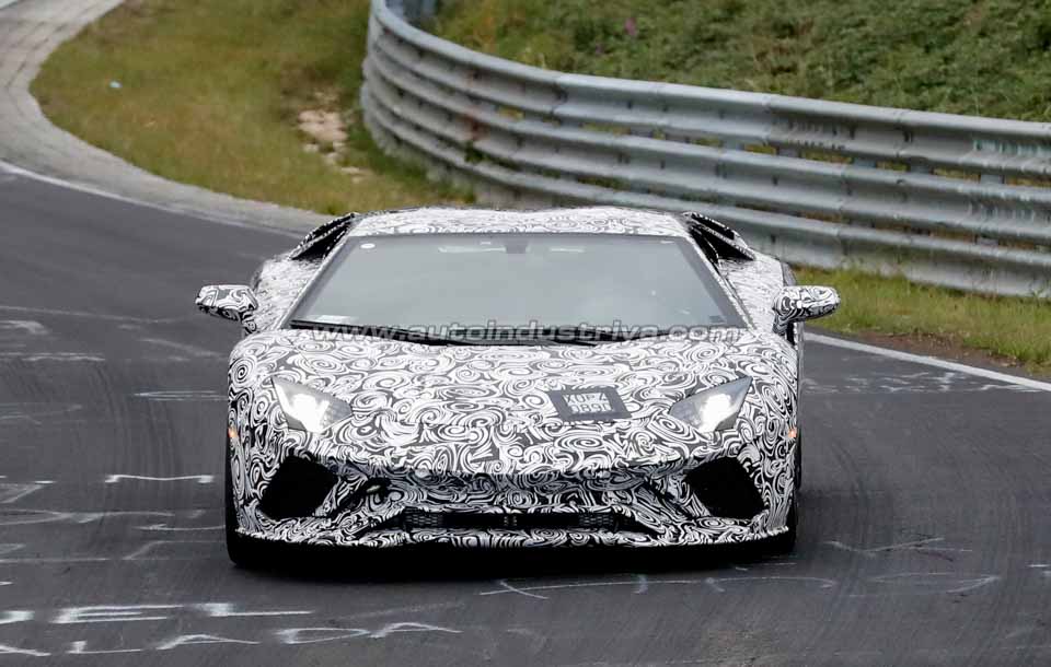 2017 Lamborghini Aventador