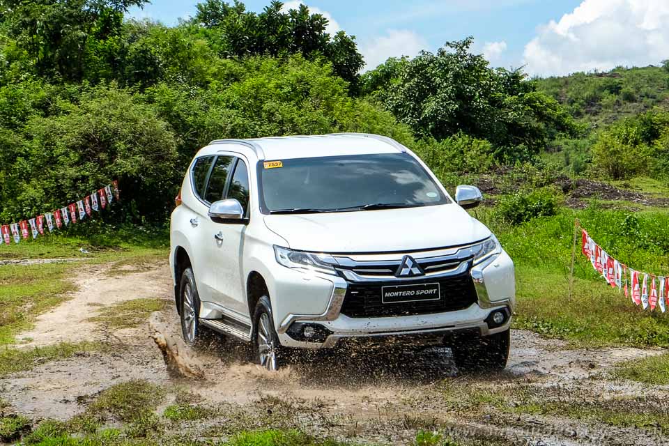 2016 Montero Sport trail