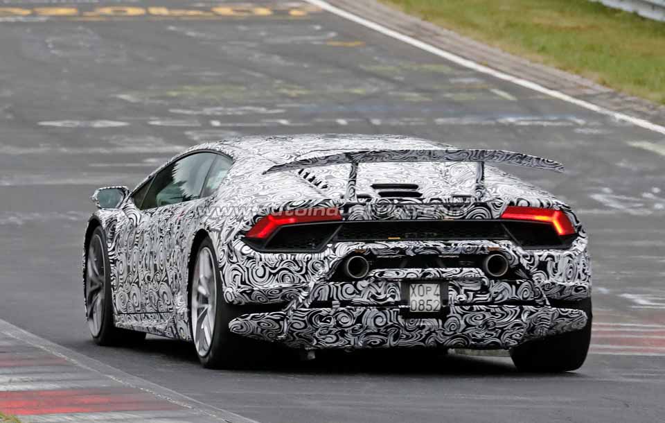 Huracan Superleggera rear
