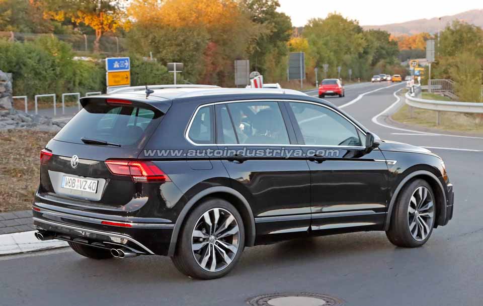 The rear quarter of the Volkswagen Tiguan R spied