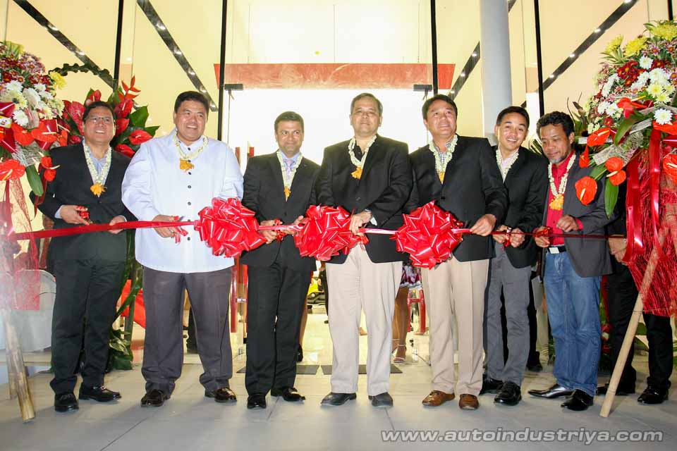 The ribbon cutting of the new Nissan Sucat dealership