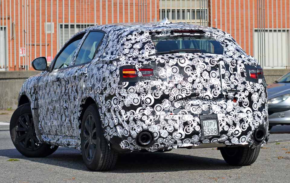 Alfa Romeo Stelvio rear quarter