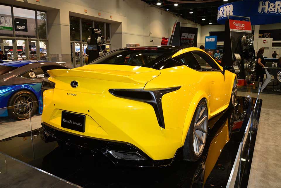 LC 500 rear quarter
