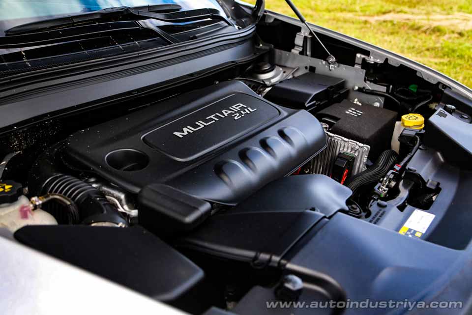 The 2.4-liter SOHC Tigershark engine with MultiAir2