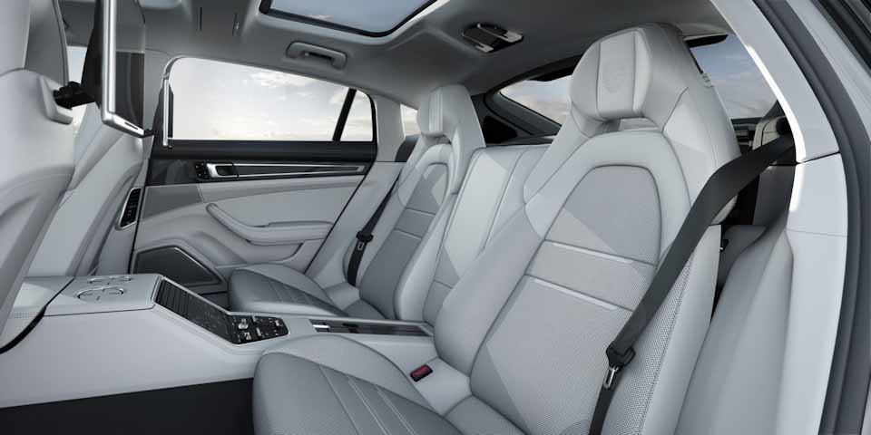 Panamera Executive rear accomodations