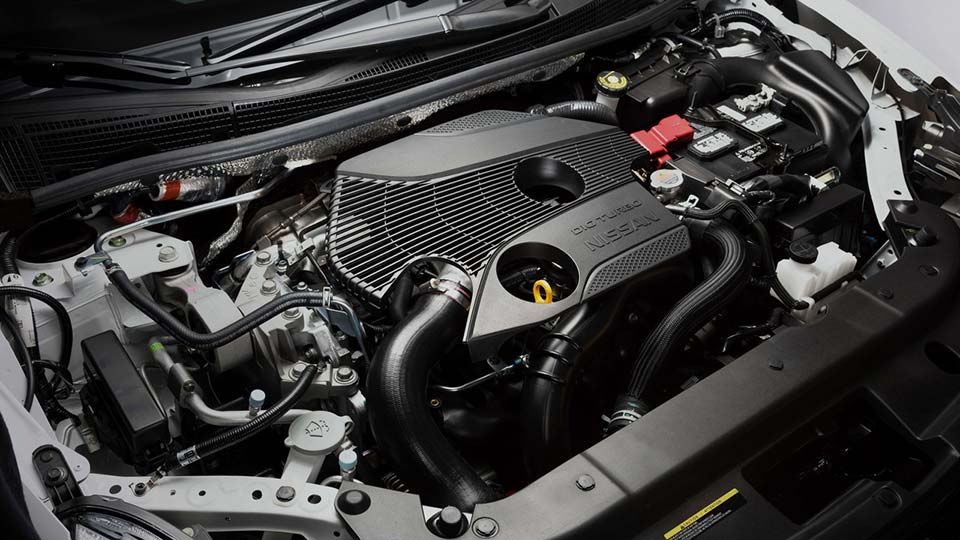 The 1.6-liter DIG turbo inline-four in the 2017 Nissan Sentra NISMO
